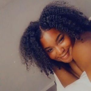 Meet your Posher, Zee